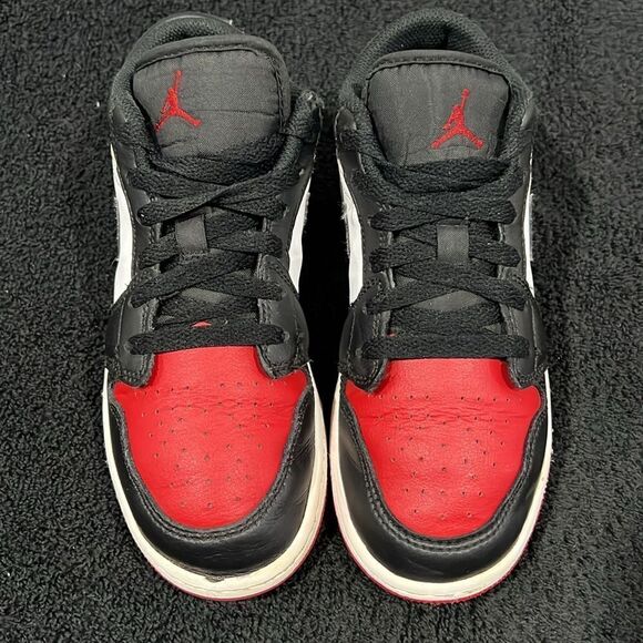 🏀 NIKE AIR JORDAN 1 Low 'Bred Toe' 2023 Shoes Big Kids Sz 4Y - RARE - Excellent - Picture 4 of 12